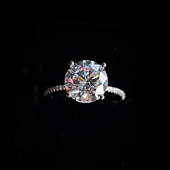 3Ct Zircon Sterling Silver Ring! VIDEO AVAILABLE!